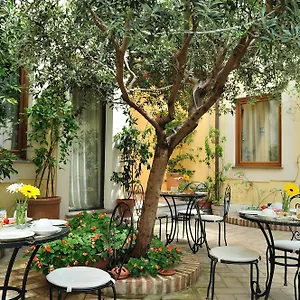 Le Clarisse Trastevere Pensión